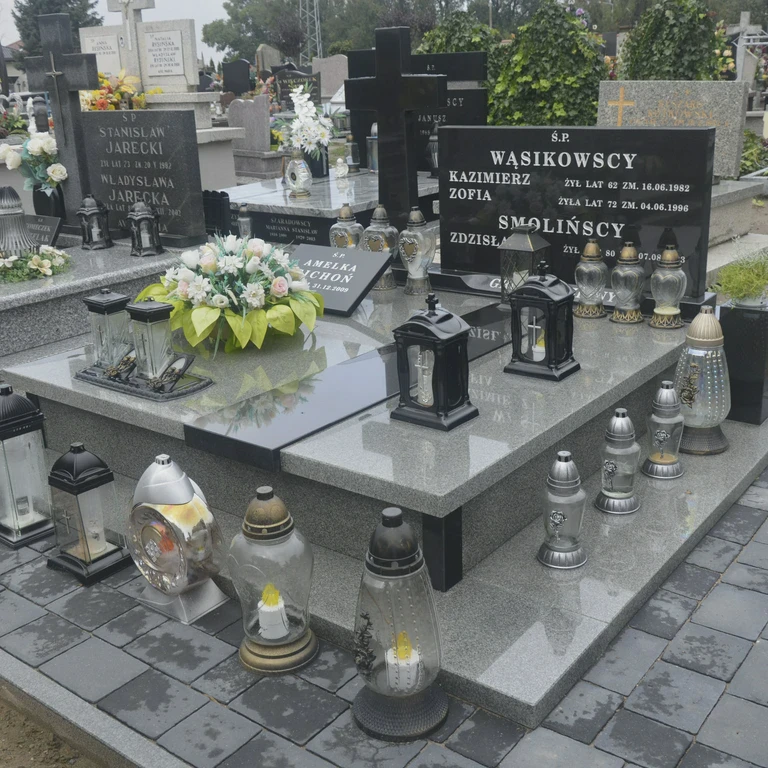 grobowiec z&nbsp;granitu